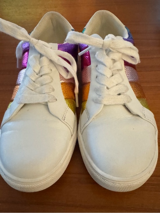 Kurt Geiger London—White/Rainbow Stripes Sneakers—Marked Sz 5–really a 6.5-7.5 - Picture 5 of 13
